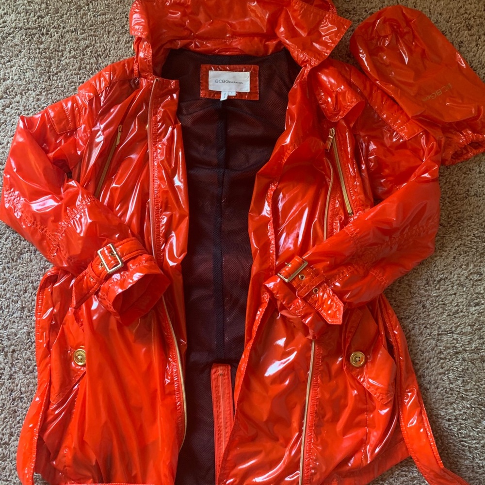 BCBG Generation rain jacket 🧥